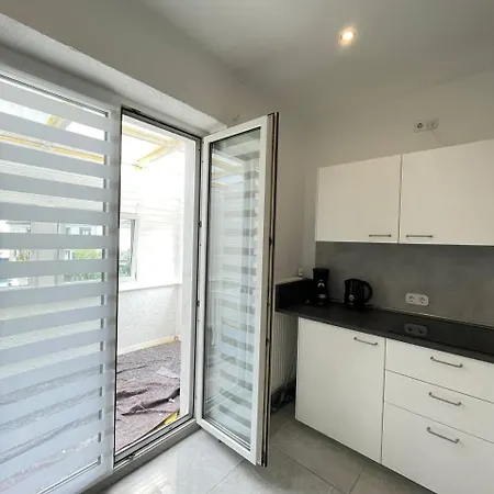 Renovierte In Direkt An Der Mosel! * Coblence