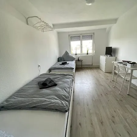 Renovierte In Direkt An Der Mosel! * Coblence