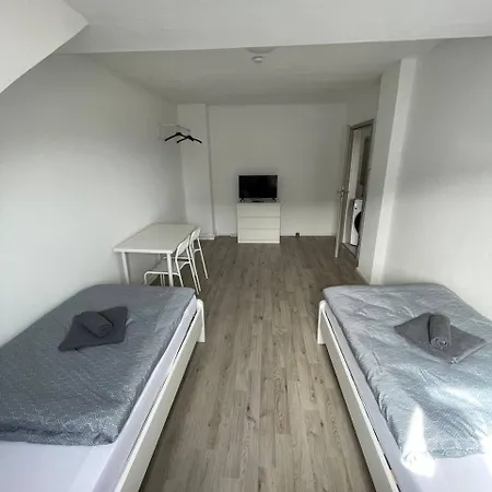 Renovierte In Direkt An Der Mosel! Appartement *