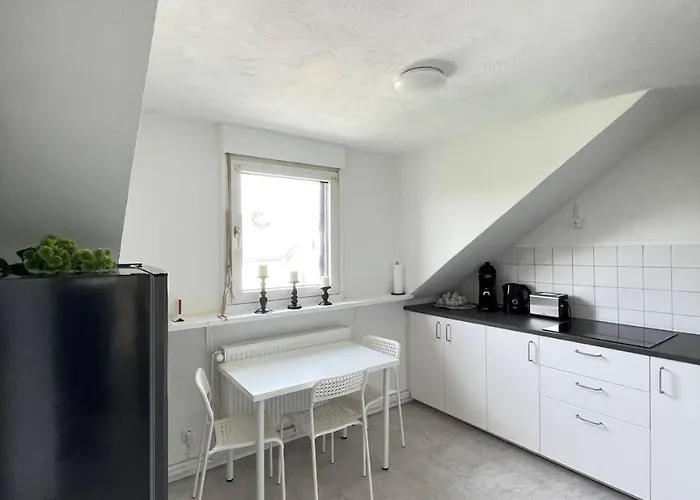 Renovierte In Direkt An Der Mosel! *