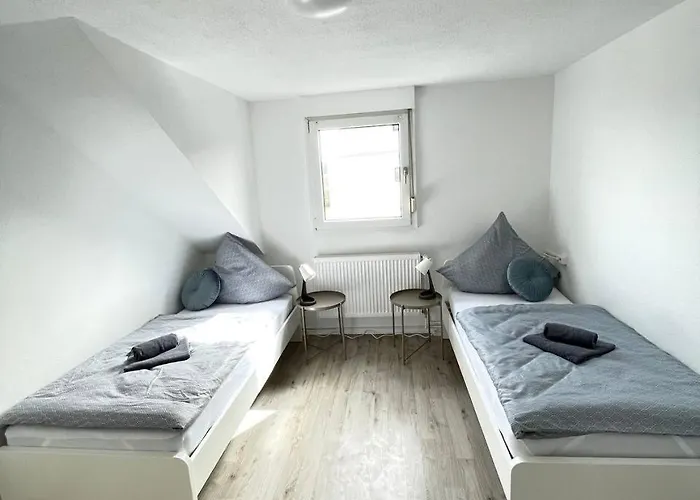 Renovierte In Direkt An Der Mosel! 아파트 *